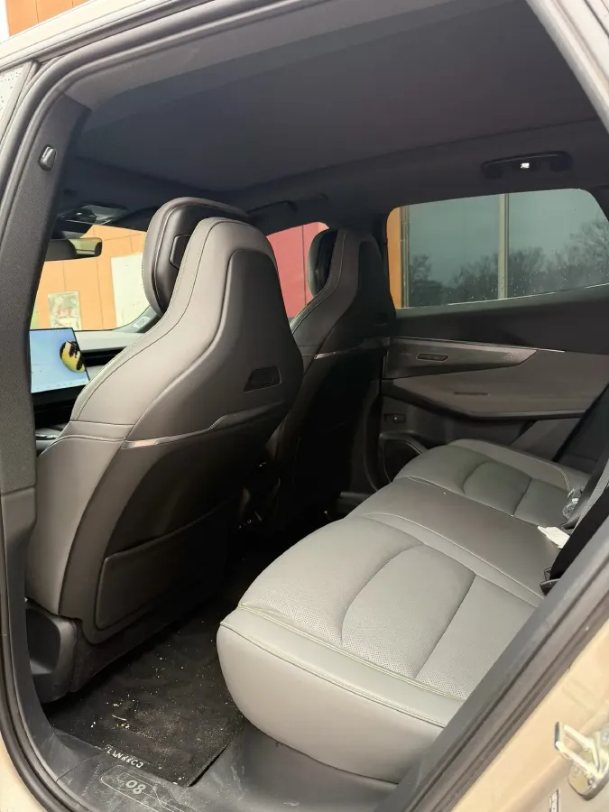 2025 LYNK&CO 08 EM-P 1.5T 163HP L4 3DHT PHEV 39.6/39.8KWH,autocango,china used car exporter,china ev exporter,chinese used car exporter,chinese used ev exporter