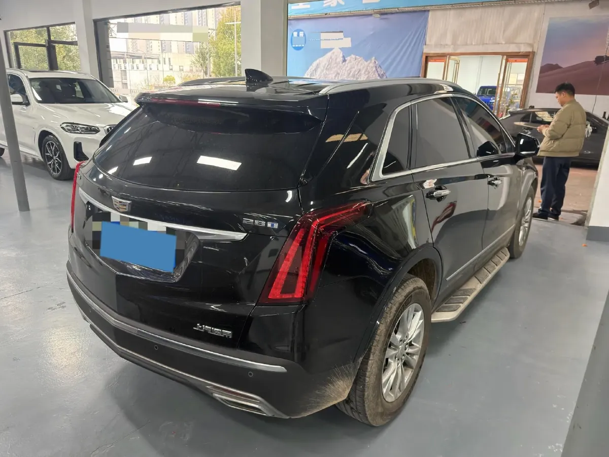 2022 Cadillac XT5 2.0T 237HP L4 9AT,autocango,china used car exporter,china ev exporter,chinese used car exporter,chinese used ev exporter