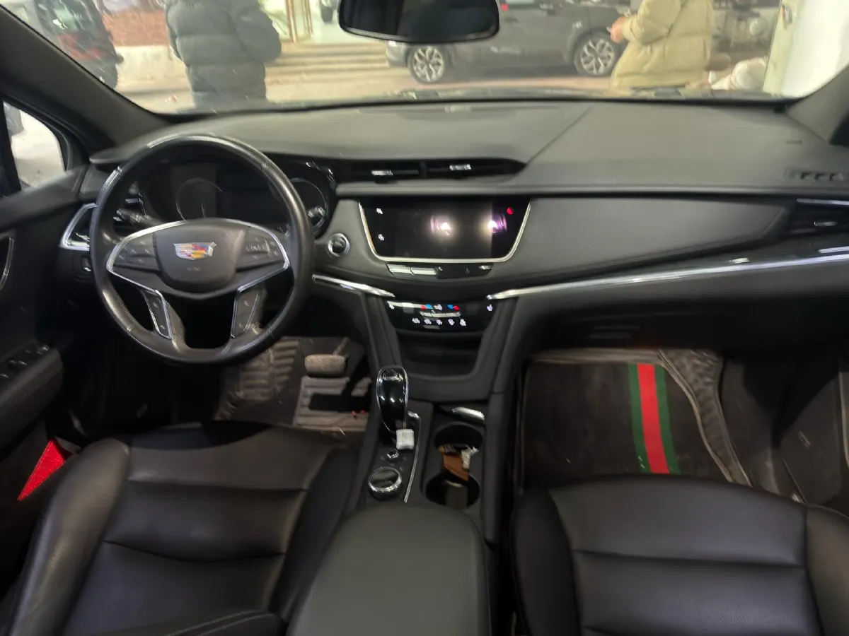 2022 Cadillac XT5 2.0T 237HP L4 9AT,autocango,china used car exporter,china ev exporter,chinese used car exporter,chinese used ev exporter