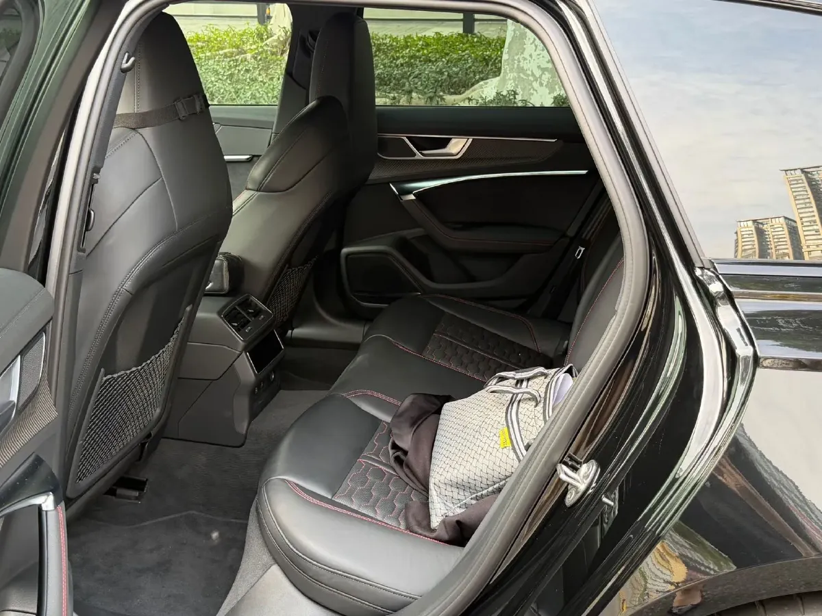 2024 Audi RS 6 4.0T 630HP V8 8AT,autocango,china used car exporter,china ev exporter,chinese used car exporter,chinese used ev exporter