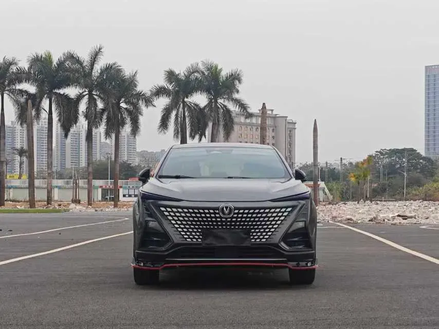 2022 ChangAn UNI-T 1.5T 188HP L4 7DCT,autocango,china used car exporter,china ev exporter,chinese used car exporter,chinese used ev exporter