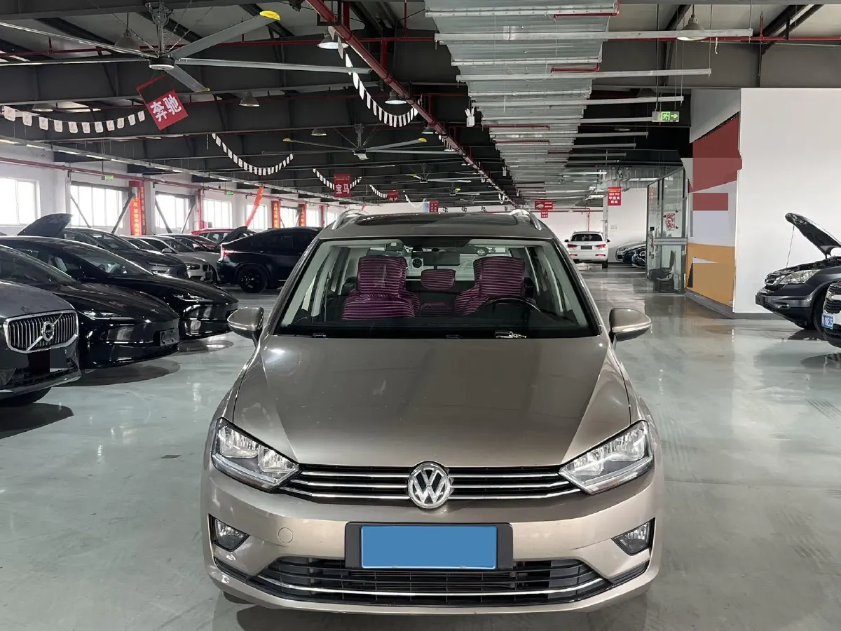 2018 Volkswagen Golf Sportsvan 1.6L 110HP L4 6AT,autocango,china used car exporter,china ev exporter,chinese used car exporter,chinese used ev exporter
