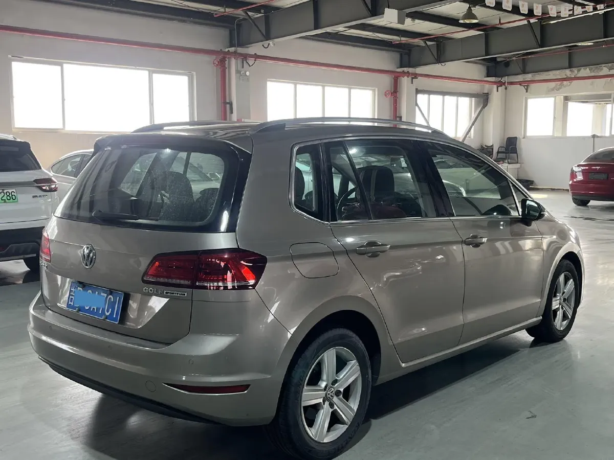 2018 Volkswagen Golf Sportsvan 1.6L 110HP L4 6AT,autocango,china used car exporter,china ev exporter,chinese used car exporter,chinese used ev exporter