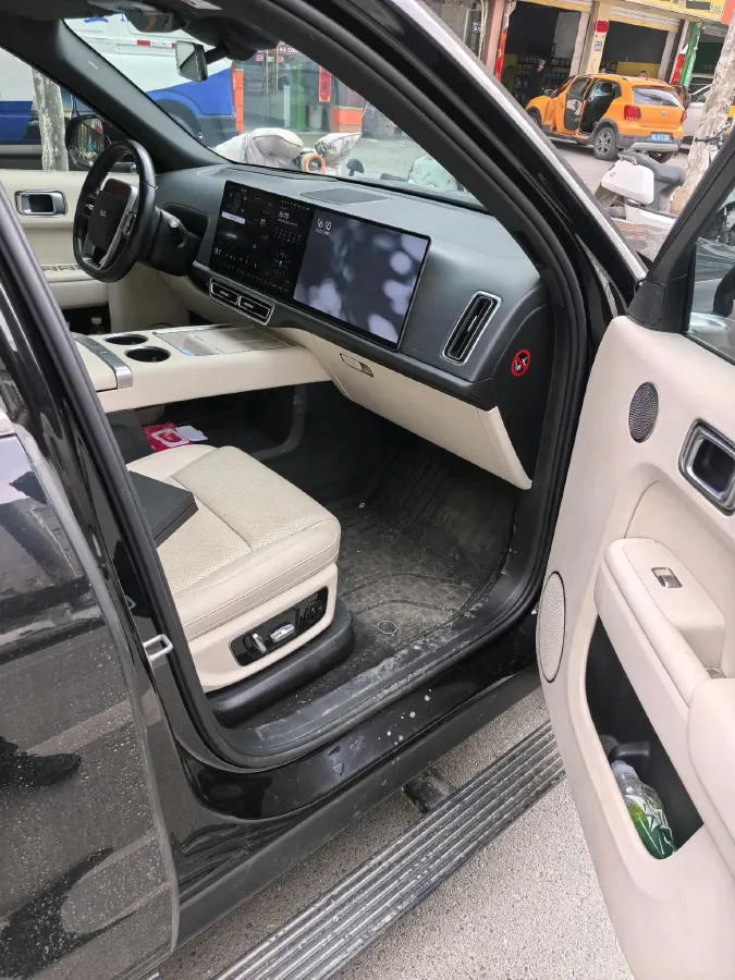 2023 Li L9 Range Extended 154HP REEV 42.6KWH,autocango,china used car exporter,china ev exporter,chinese used car exporter,chinese used ev exporter
