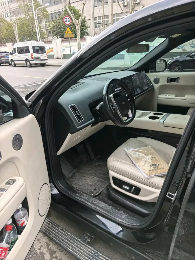 2023 Li L9 Range Extended 154HP REEV 42.6KWH,autocango,china used car exporter,china ev exporter,chinese used car exporter,chinese used ev exporter