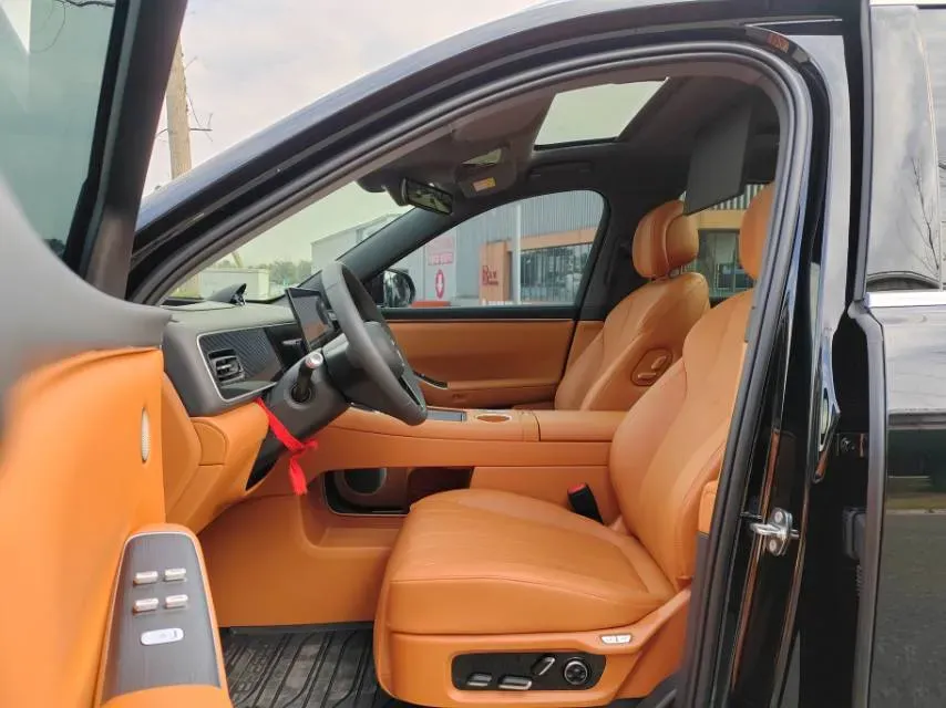 2026 AITO AITO M7 REEV 160HP REEV,autocango,china used car exporter,china ev exporter,chinese used car exporter,chinese used ev exporter