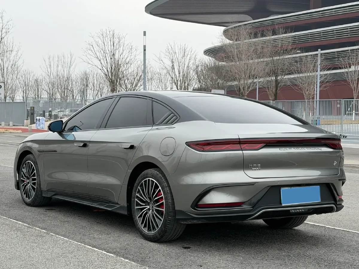 2022 Volkswagen Tiguan L 2.0T 186HP L4 7DCT,autocango,china used car exporter,china ev exporter,chinese used car exporter,chinese used ev exporter