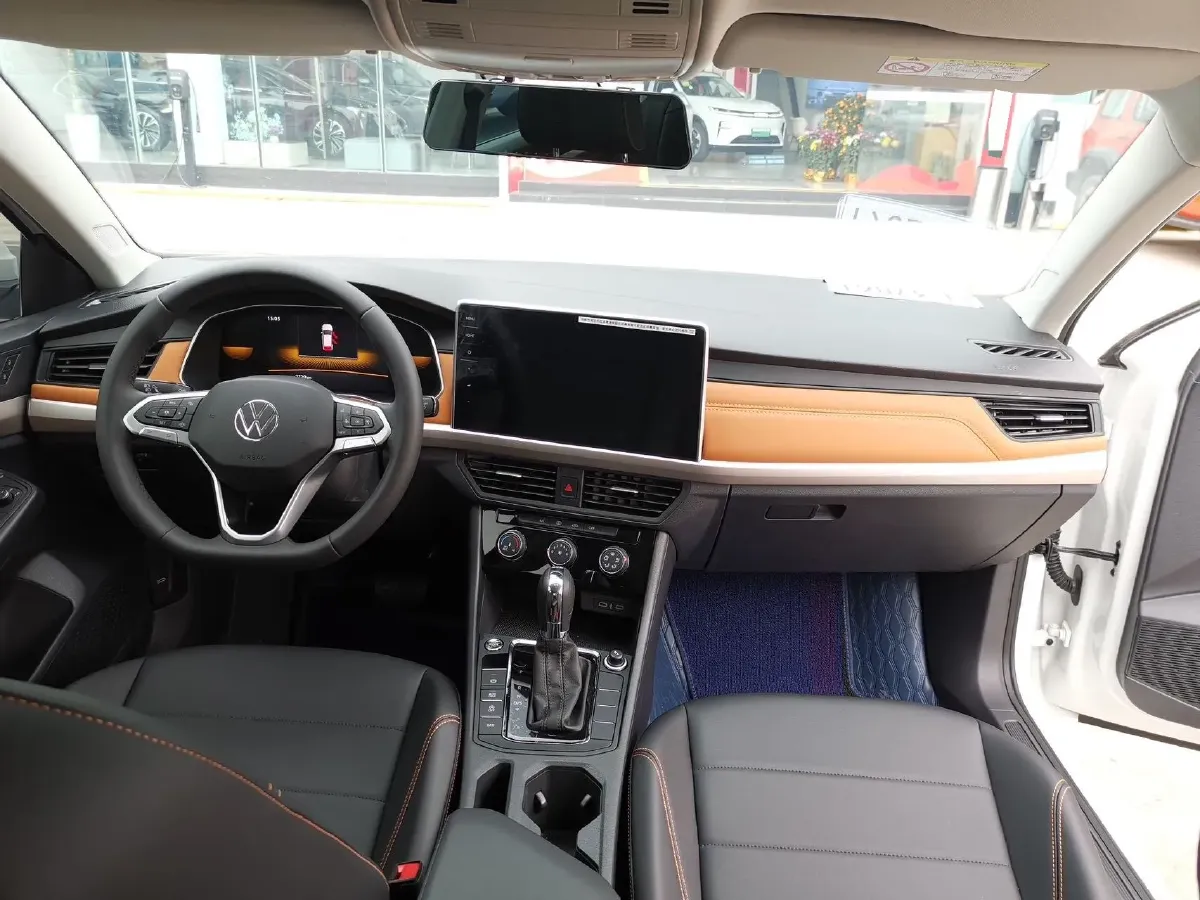 2025 Volkswagen Bora 1.4T 150HP L4 7DCT,autocango,china used car exporter,china ev exporter,chinese used car exporter,chinese used ev exporter