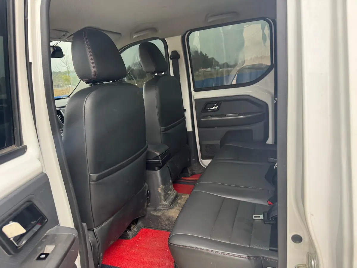 2021 WuLing ZhentTu 1.5L 99HP L4 5MT,autocango,china used car exporter,china ev exporter,chinese used car exporter,chinese used ev exporter