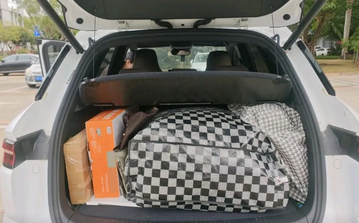 2023 BYD Song Pro 1.5L 110HP L4 E-CVT PHEV 18.3KWH,autocango,china used car exporter,china ev exporter,chinese used car exporter,chinese used ev exporter