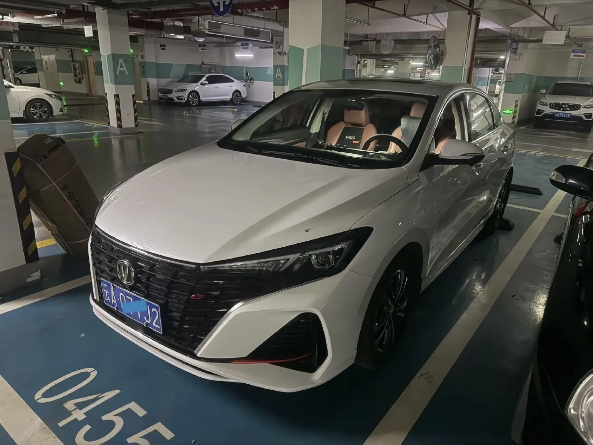 2024 ChangAn Eado 1.4T 160HP L4 7DCT,autocango,china used car exporter,china ev exporter,chinese used car exporter,chinese used ev exporter