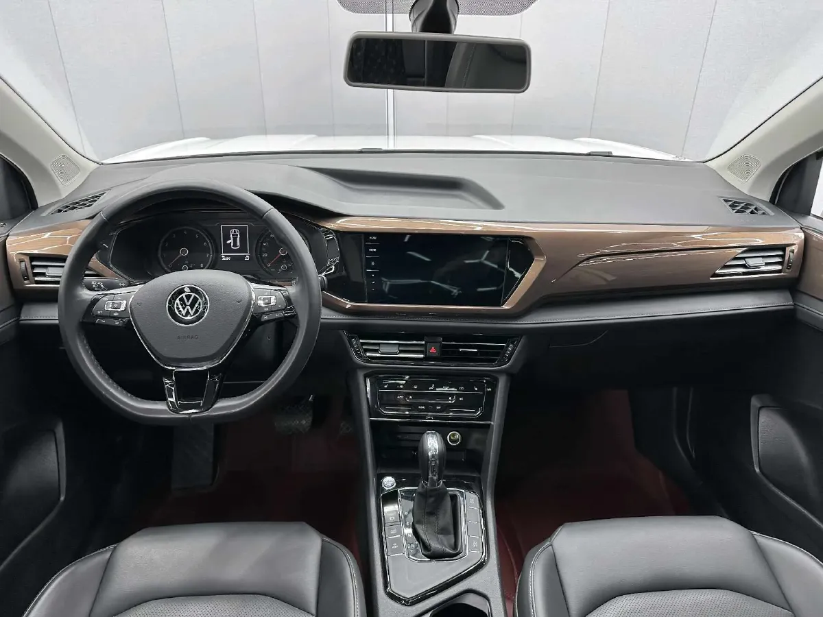 2021 Volkswagen Tharu 1.4T 150HP L4 7DCT,autocango,china used car exporter,china ev exporter,chinese used car exporter,chinese used ev exporter