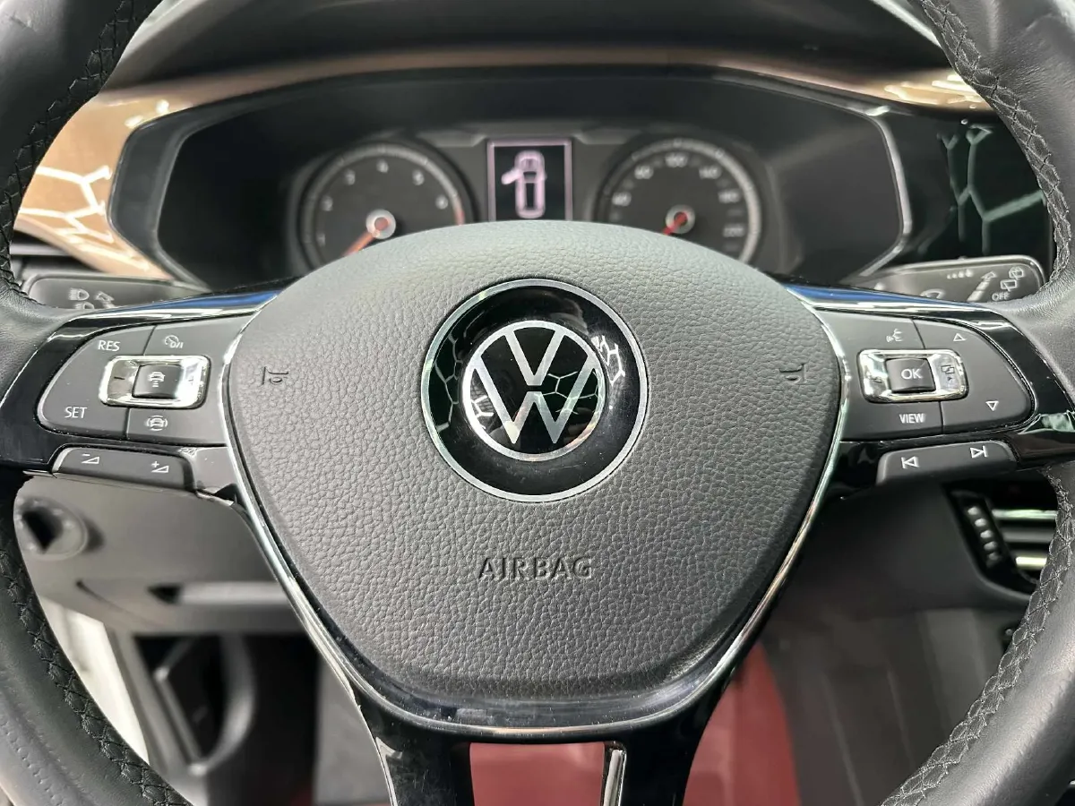 2021 Volkswagen Tharu 1.4T 150HP L4 7DCT,autocango,china used car exporter,china ev exporter,chinese used car exporter,chinese used ev exporter