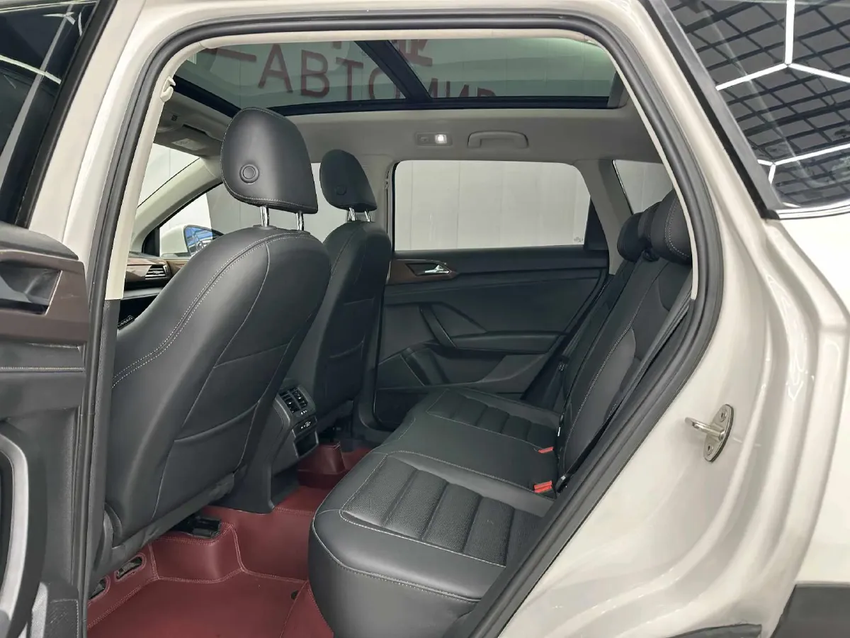 2021 Volkswagen Tharu 1.4T 150HP L4 7DCT,autocango,china used car exporter,china ev exporter,chinese used car exporter,chinese used ev exporter