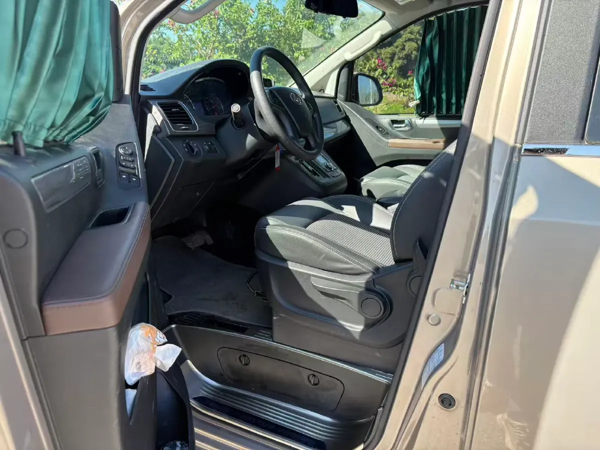 2019 MAXUS G10 2.0T 218HP L4 6AT,autocango,china used car exporter,china ev exporter,chinese used car exporter,chinese used ev exporter