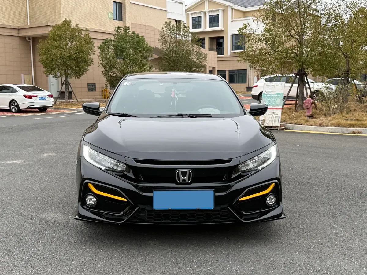 2021 Honda Civic 1.5T 177HP L4 CVT,autocango,china used car exporter,china ev exporter,chinese used car exporter,chinese used ev exporter