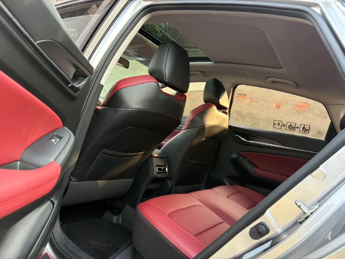 2020 ChangAn Eado 1.4T 158HP L4 7DCT,autocango,china used car exporter,china ev exporter,chinese used car exporter,chinese used ev exporter