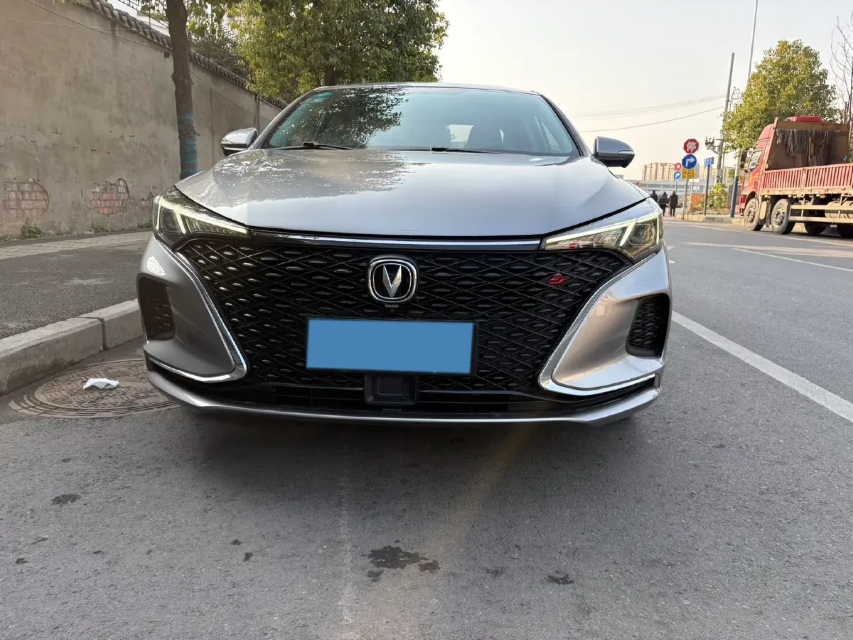 2020 ChangAn Eado 1.4T 158HP L4 7DCT,autocango,china used car exporter,china ev exporter,chinese used car exporter,chinese used ev exporter