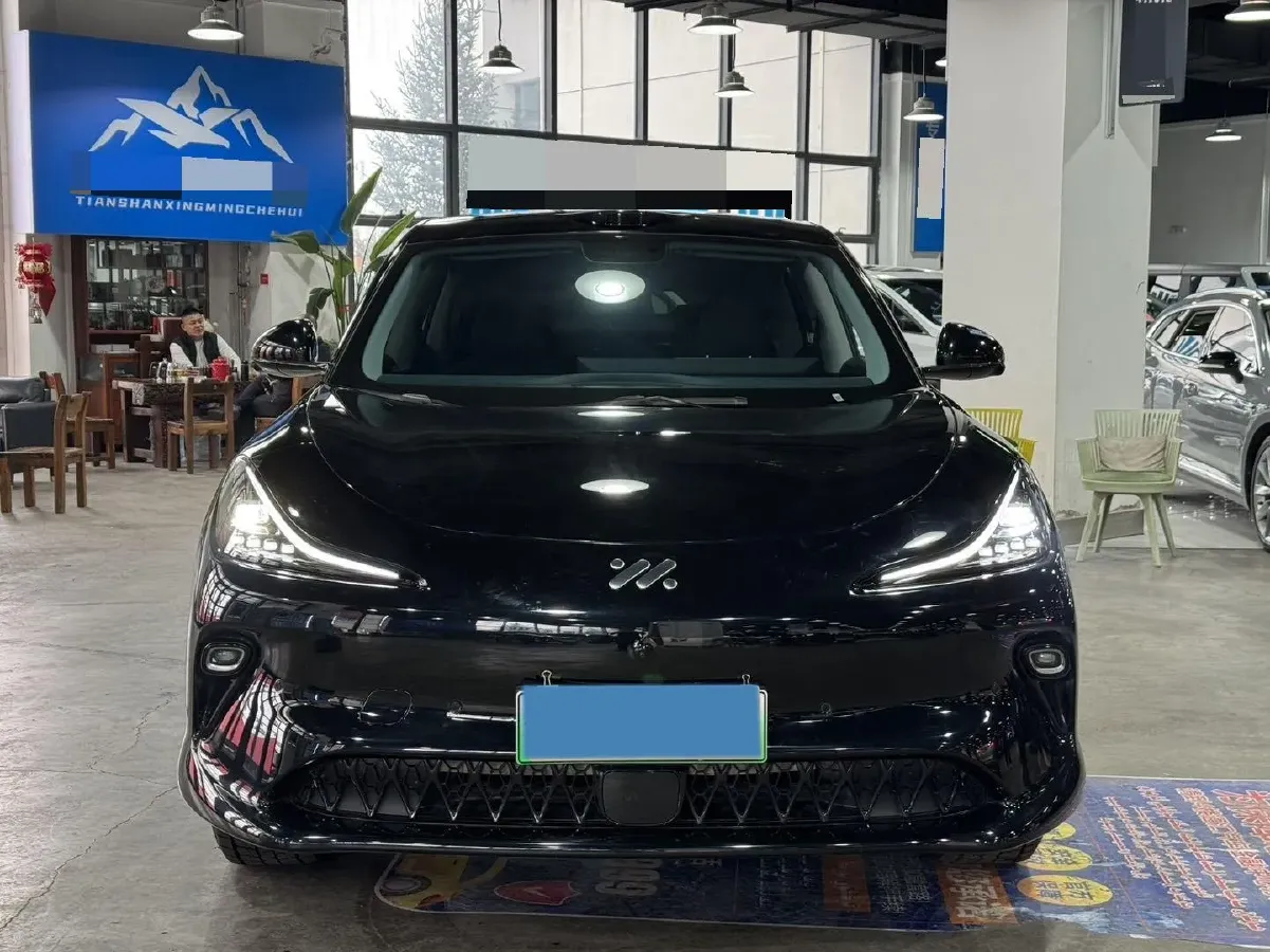 2025 IM LS6 BEV 100KWH,autocango,china used car exporter,china ev exporter,chinese used car exporter,chinese used ev exporter
