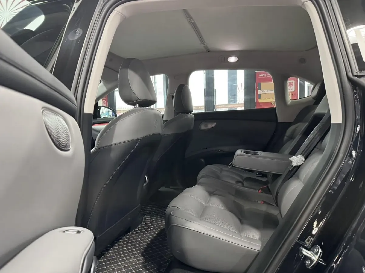 2025 IM LS6 BEV 100KWH,autocango,china used car exporter,china ev exporter,chinese used car exporter,chinese used ev exporter