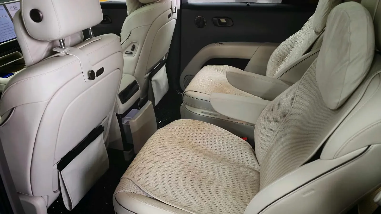 2025 Li i8 BEV,autocango,china used car exporter,china ev exporter,chinese used car exporter,chinese used ev exporter