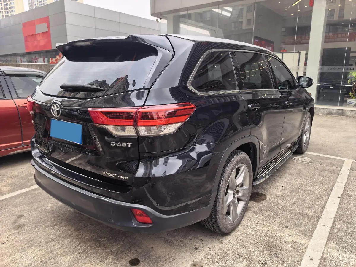 2021 Toyota Highlander 2.0T 220HP L4 6AT,autocango,china used car exporter,china ev exporter,chinese used car exporter,chinese used ev exporter