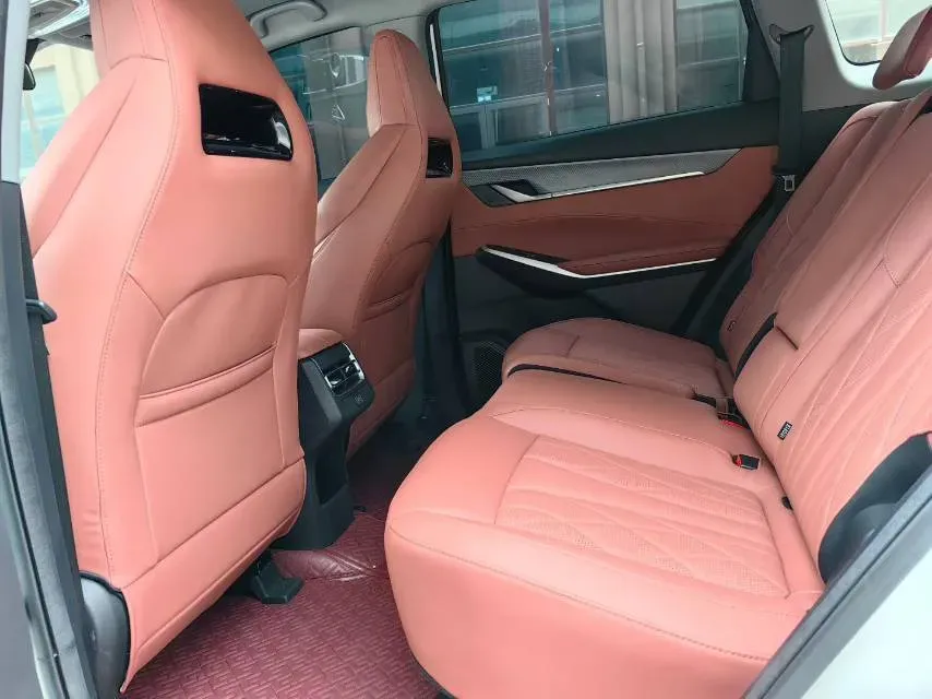 2024 ChangAn CS75 Plus 1.5T 188HP L4 8AT,autocango,china used car exporter,china ev exporter,chinese used car exporter,chinese used ev exporter