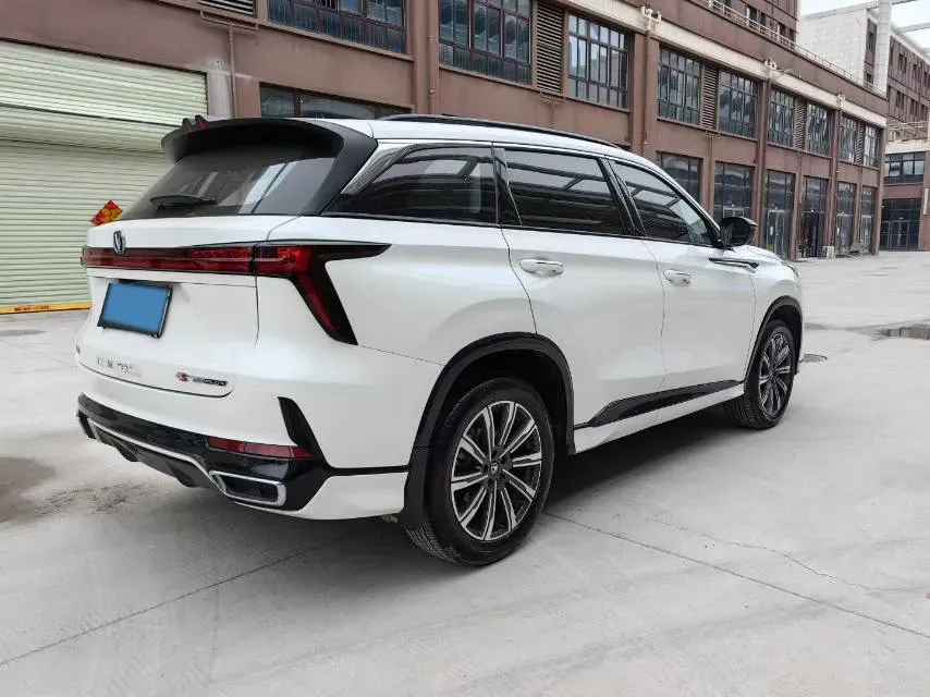 2024 ChangAn CS75 Plus 1.5T 188HP L4 8AT,autocango,china used car exporter,china ev exporter,chinese used car exporter,chinese used ev exporter