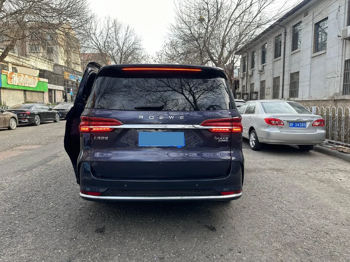 2022 Roewe iMAX8 2.0T 234HP L4 8AT,autocango,china used car exporter,china ev exporter,chinese used car exporter,chinese used ev exporter