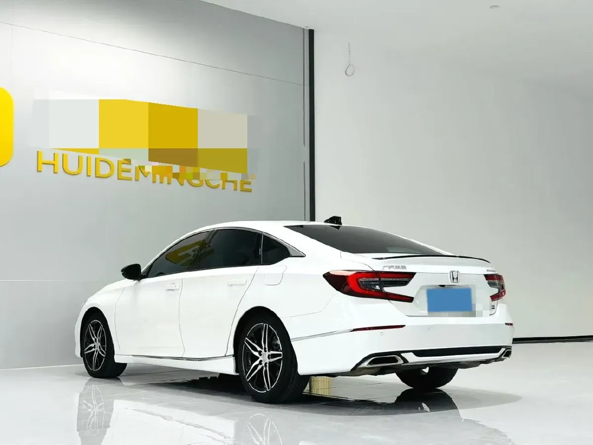 2022 Honda Accord 1.5T 194HP L4 CVT,autocango,china used car exporter,china ev exporter,chinese used car exporter,chinese used ev exporter