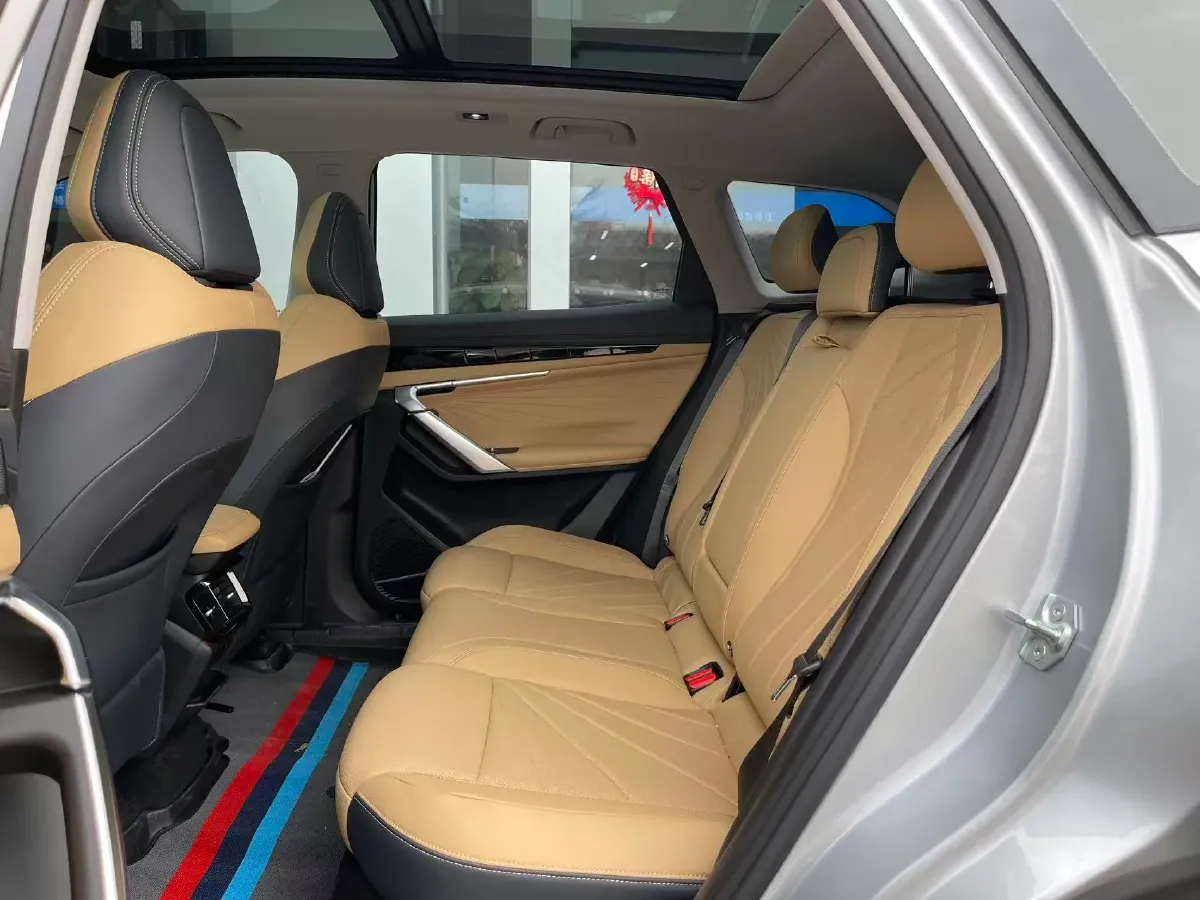 2023 Geely StarRay 1.5T 181HP L4 7DCT,autocango,china used car exporter,china ev exporter,chinese used car exporter,chinese used ev exporter