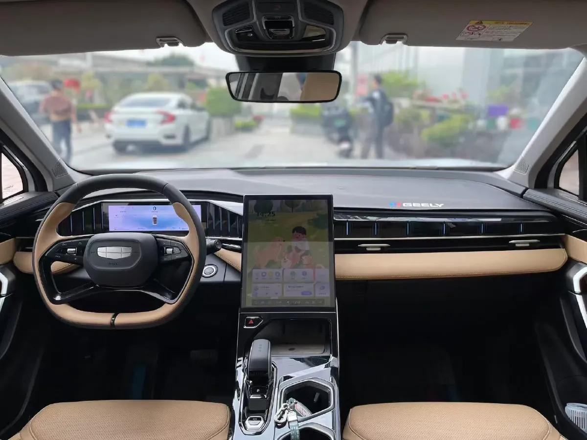 2023 Geely StarRay 1.5T 181HP L4 7DCT,autocango,china used car exporter,china ev exporter,chinese used car exporter,chinese used ev exporter