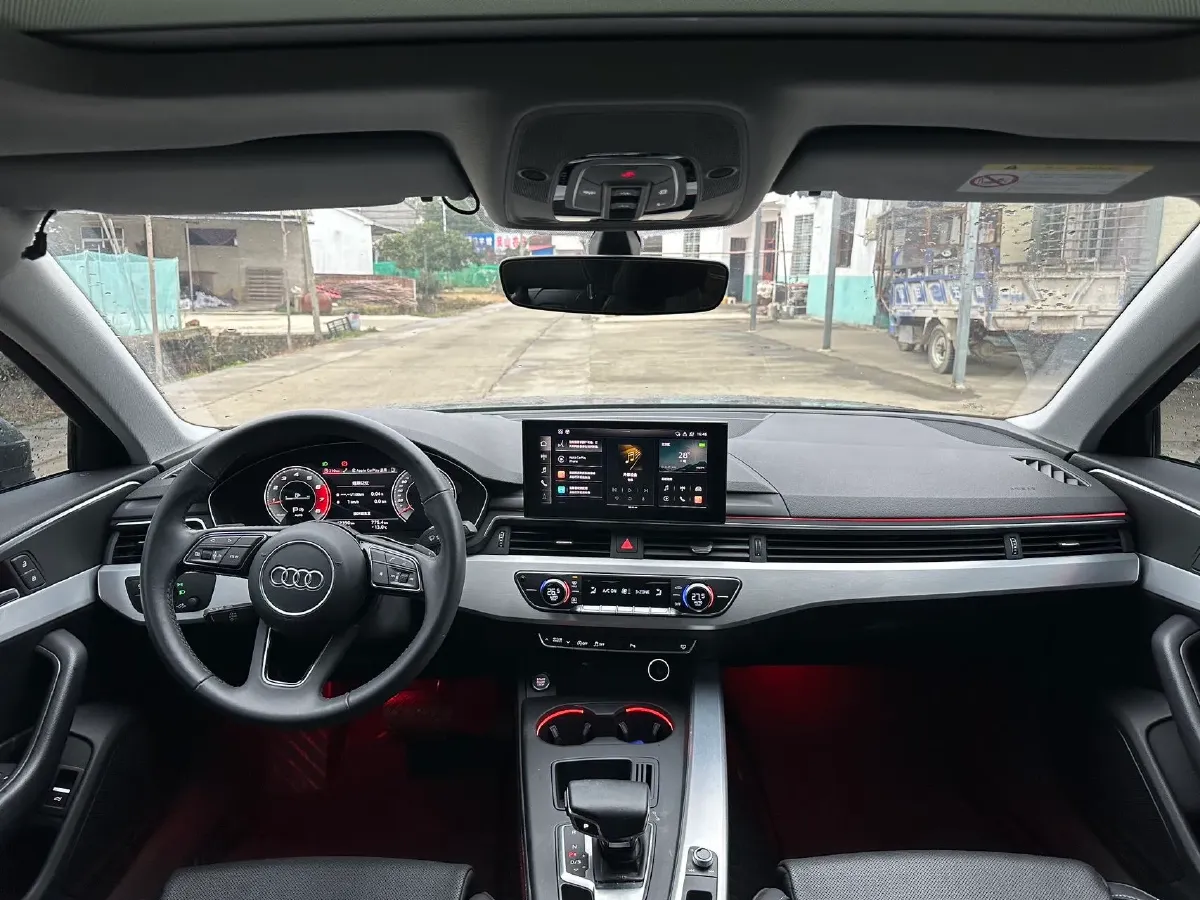 2020 Audi A4L 2.0T 190HP L4 7DCT,autocango,china used car exporter,china ev exporter,chinese used car exporter,chinese used ev exporter