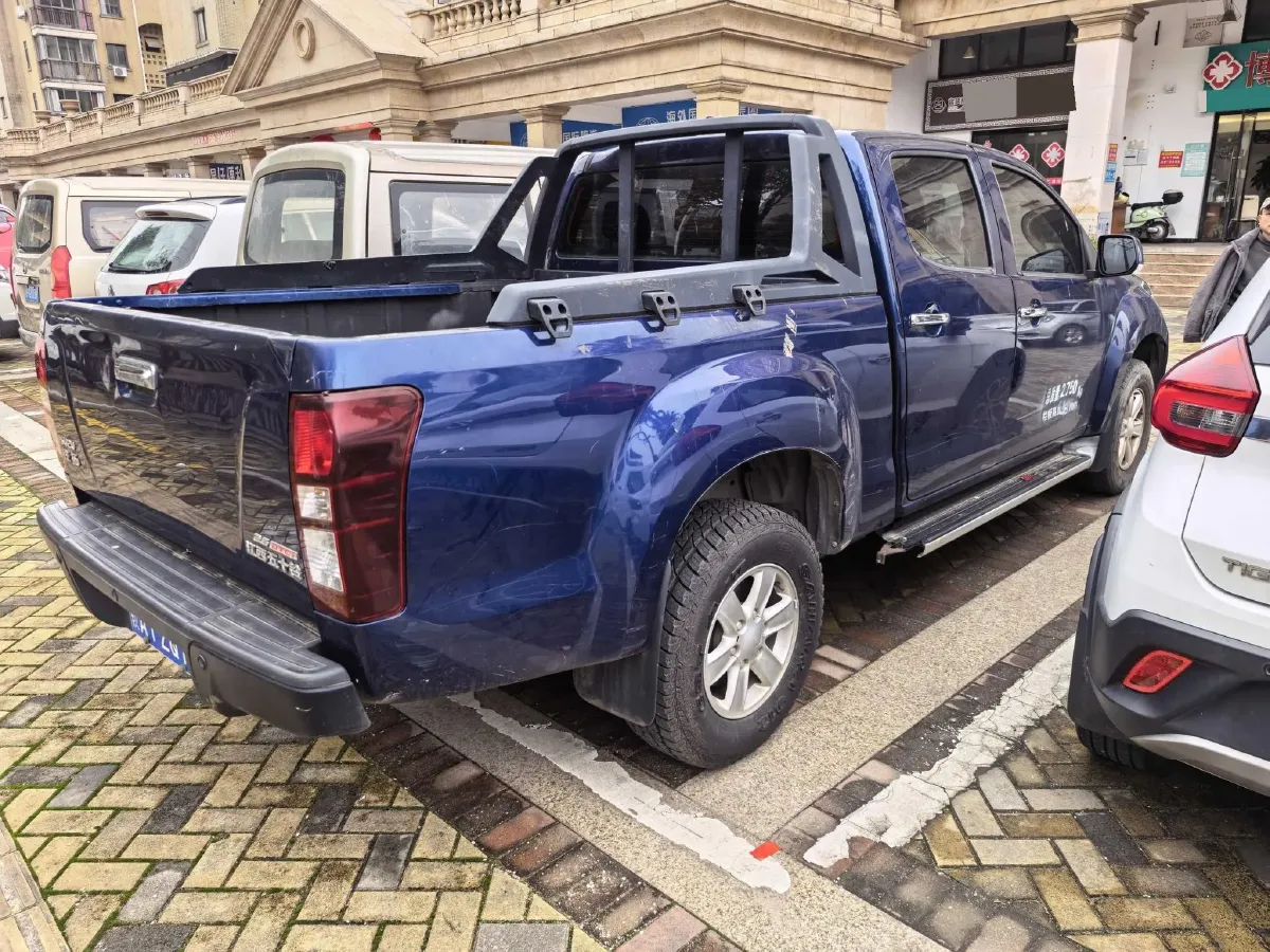 2019 Isuzu LingTuo 2.5T 129HP L4 6AT,autocango,china used car exporter,china ev exporter,chinese used car exporter,chinese used ev exporter