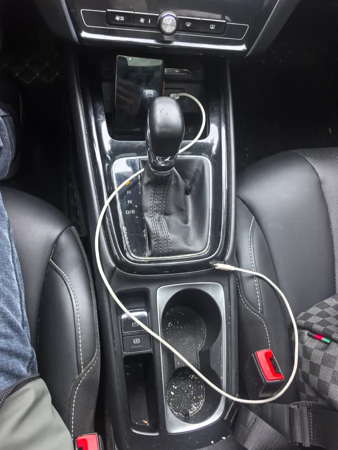 2020 Roewe i5 1.5L 120HP L4 CVT,autocango,china used car exporter,china ev exporter,chinese used car exporter,chinese used ev exporter