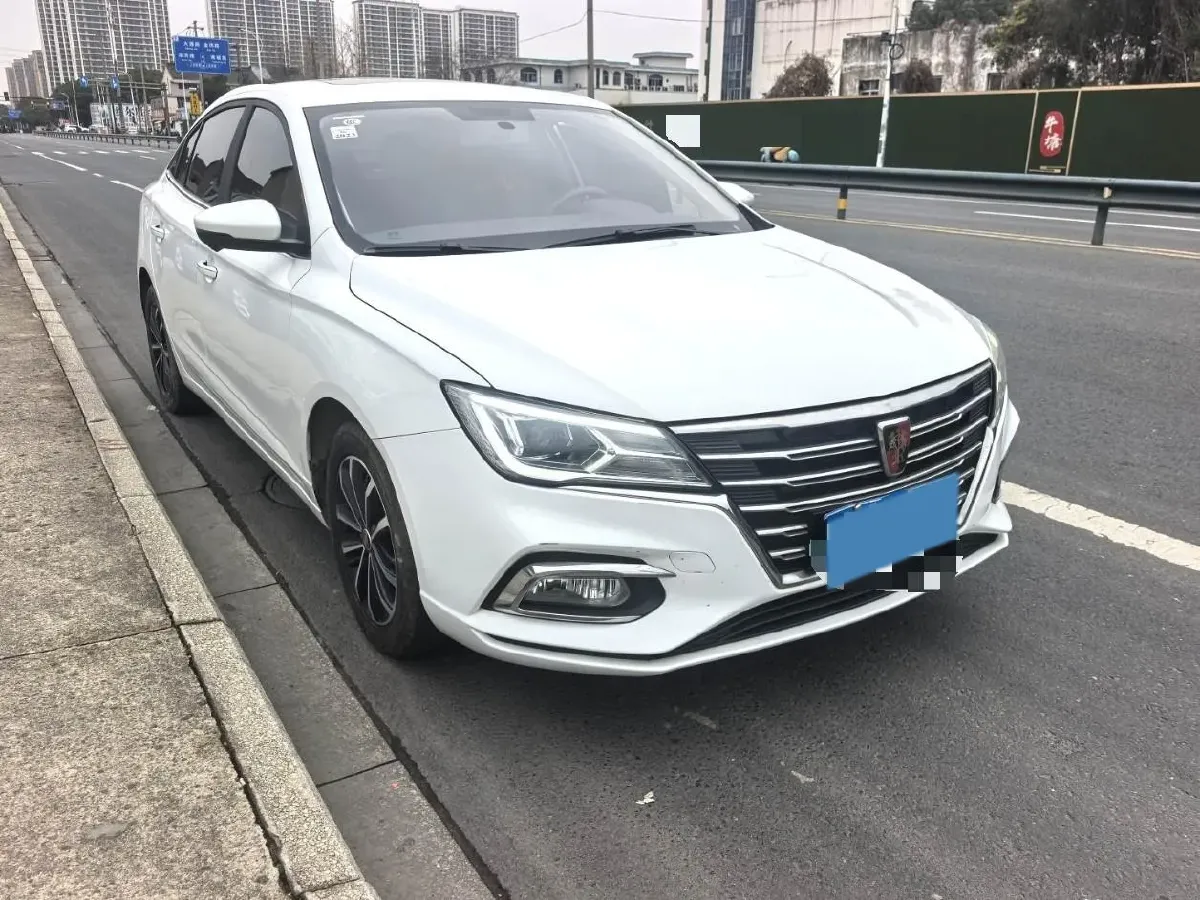 2020 Roewe i5 1.5L 120HP L4 CVT,autocango,china used car exporter,china ev exporter,chinese used car exporter,chinese used ev exporter
