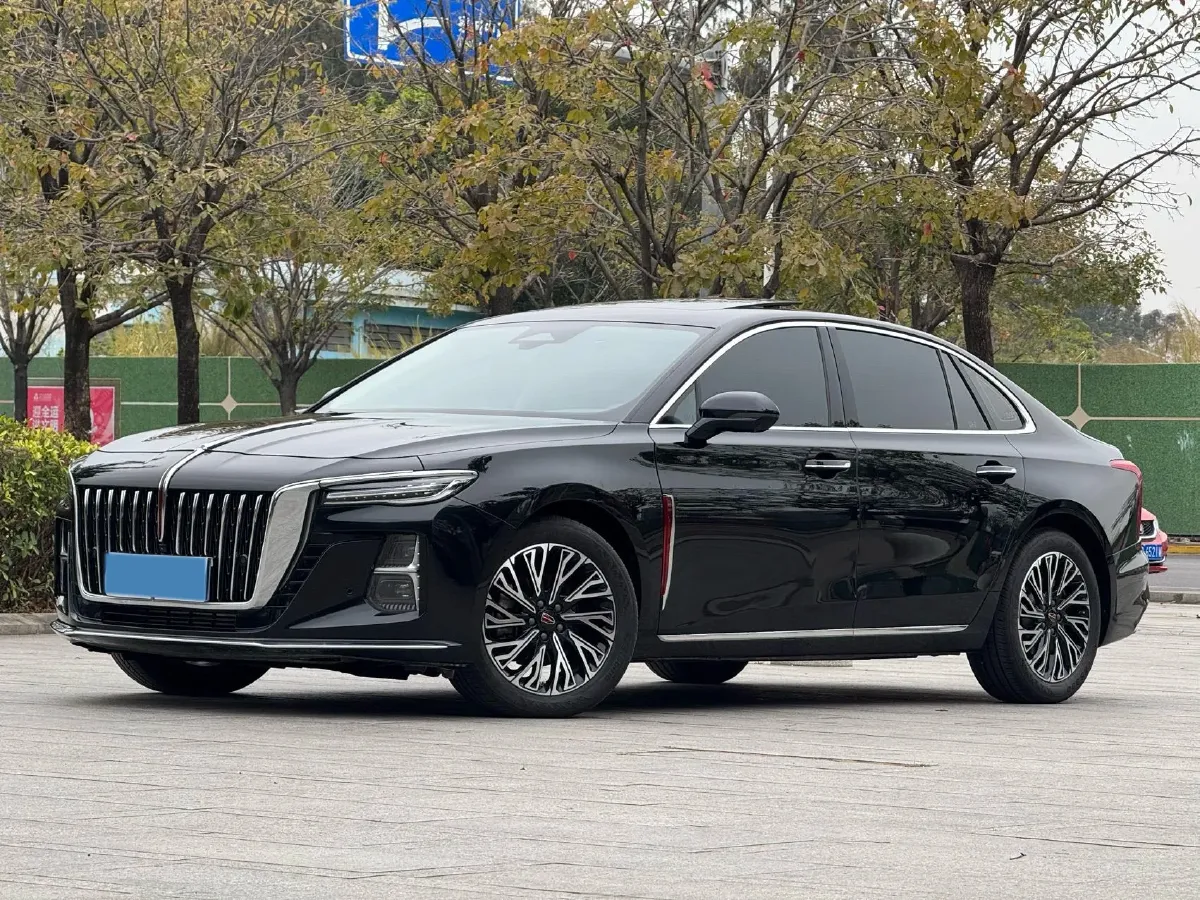 2023 HongQi H5 2.0T 224HP L4 8AT,autocango,china used car exporter,china ev exporter,chinese used car exporter,chinese used ev exporter