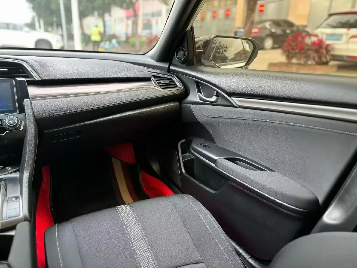 2021 Honda Civic 1.5T 177HP L4 CVT,autocango,china used car exporter,china ev exporter,chinese used car exporter,chinese used ev exporter