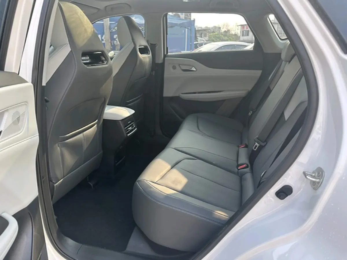 2025 ChangAn UNI-Z 1.5T 192HP L4 7DCT,autocango,china used car exporter,china ev exporter,chinese used car exporter,chinese used ev exporter