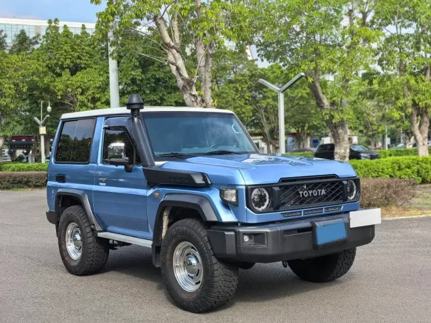 2022 Toyota Land Cruiser 3.4T 415HP V6 10AT,autocango,china used car exporter,china ev exporter,chinese used car exporter,chinese used ev exporter