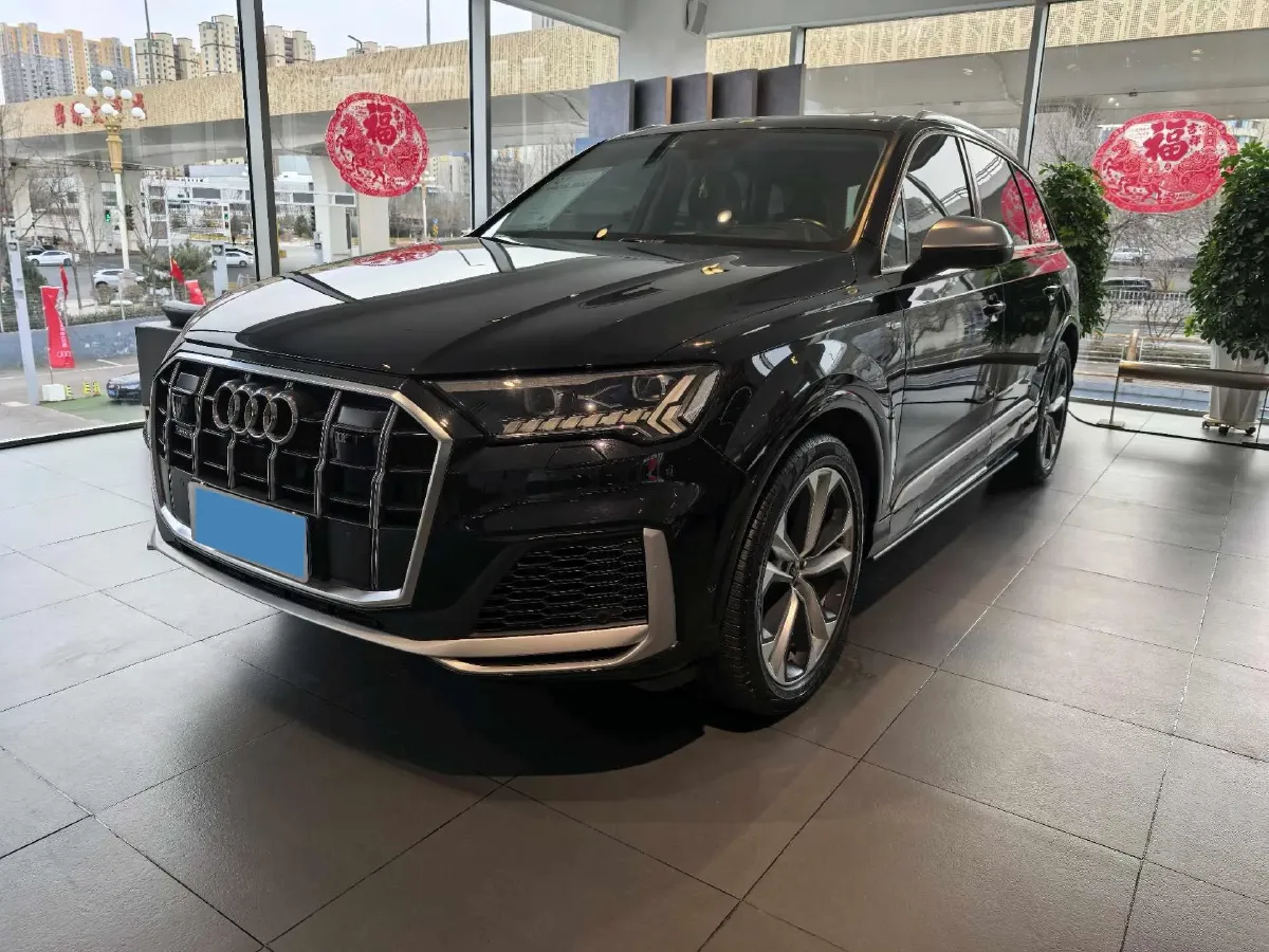 2022 Audi Q7 3.0T 340HP V6 8AT,autocango,china used car exporter,china ev exporter,chinese used car exporter,chinese used ev exporter