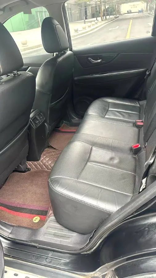 2019 Nissan X-Trail 2.0L 154HP L4 CVT,autocango,china used car exporter,china ev exporter,chinese used car exporter,chinese used ev exporter