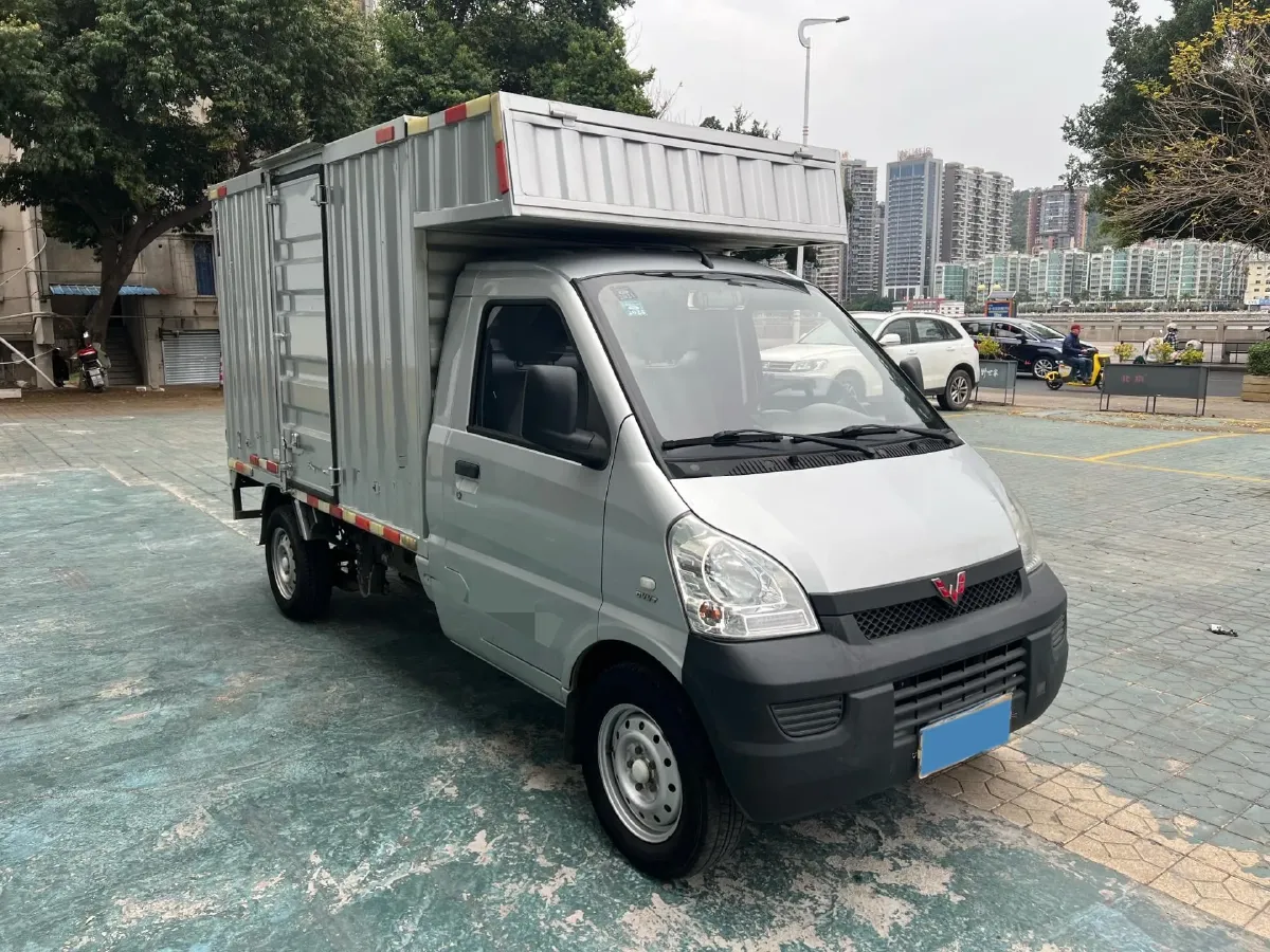 2020 WuLing RongGuang Mini Truck 1.5L 99HP L4 5MT,autocango,china used car exporter,china ev exporter,chinese used car exporter,chinese used ev exporter