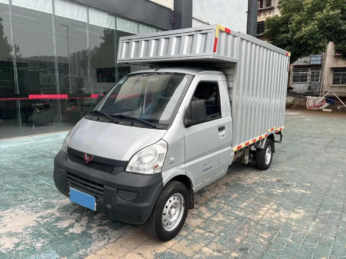 2020 WuLing RongGuang Mini Truck 1.5L 99HP L4 5MT,autocango,china used car exporter,china ev exporter,chinese used car exporter,chinese used ev exporter