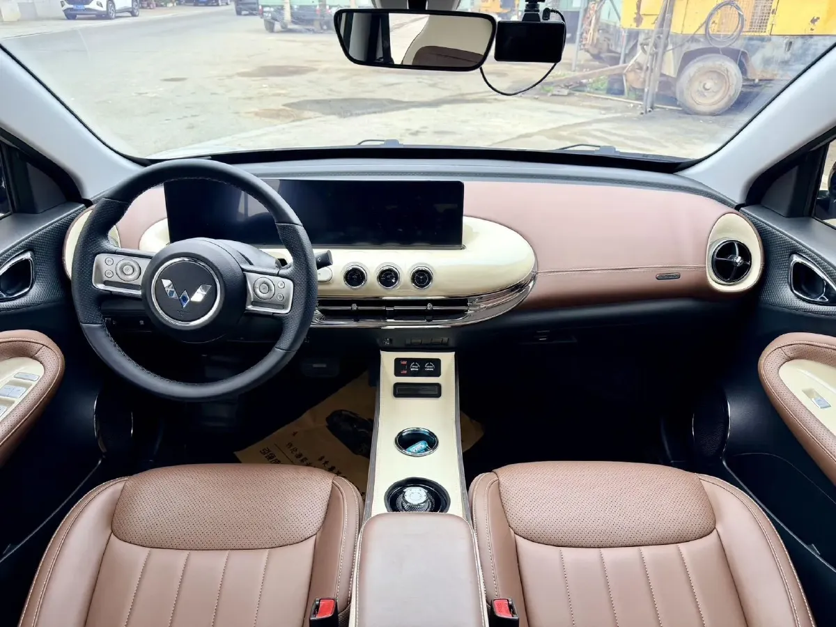 2024 WuLing BinGuo BEV 37.9KWH,autocango,china used car exporter,china ev exporter,chinese used car exporter,chinese used ev exporter