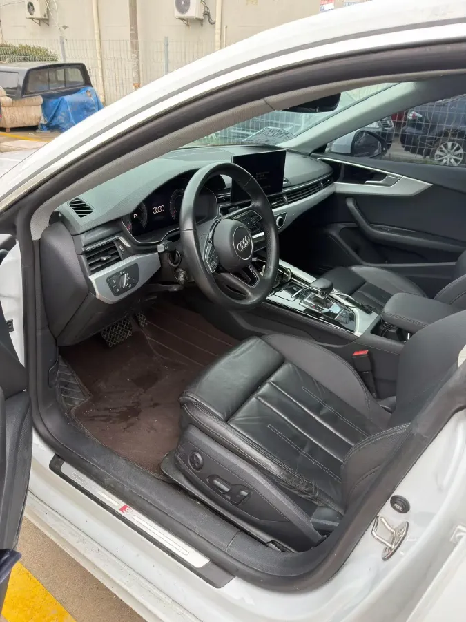 2022 Audi A5 2.0T 204HP L4 7DCT,autocango,china used car exporter,china ev exporter,chinese used car exporter,chinese used ev exporter