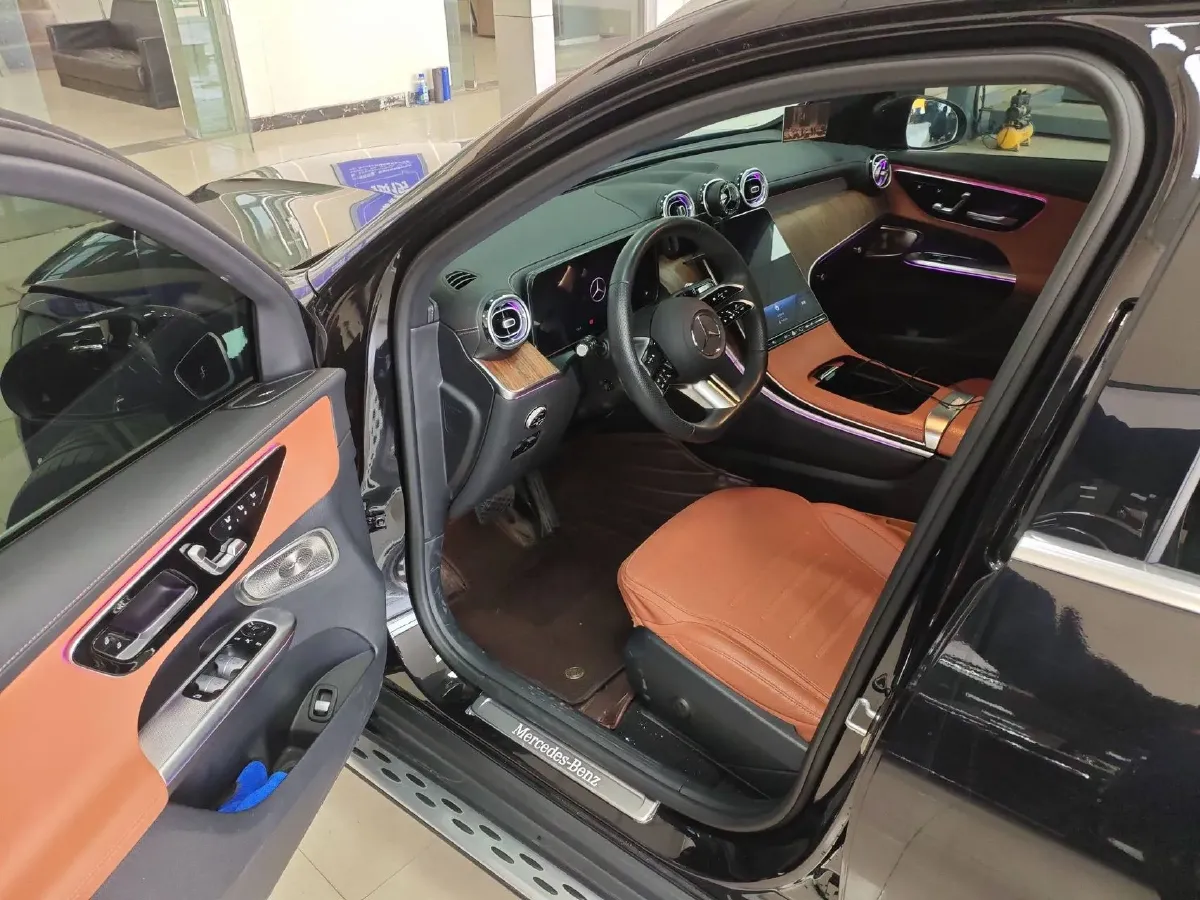 2024 Mercedes-Benz GLC Class 2.0T 258HP L4 9AT,autocango,china used car exporter,china ev exporter,chinese used car exporter,chinese used ev exporter