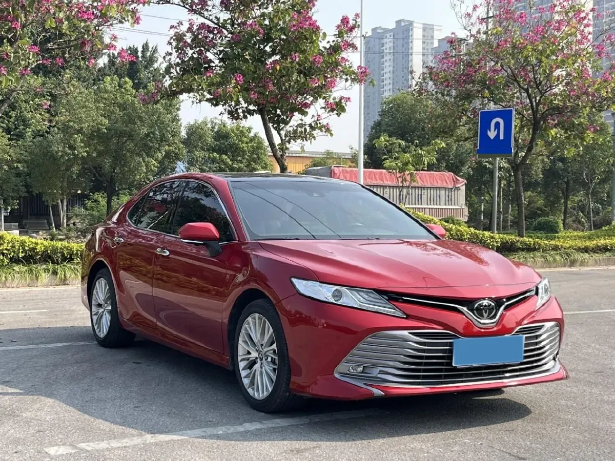 2019 Toyota Camry 2.5L 209HP L4 8AT,autocango,china used car exporter,china ev exporter,chinese used car exporter,chinese used ev exporter