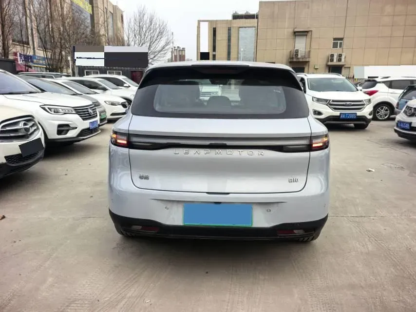 2025 Leapmotor B10 BEV 56.2KWH,autocango,china used car exporter,china ev exporter,chinese used car exporter,chinese used ev exporter