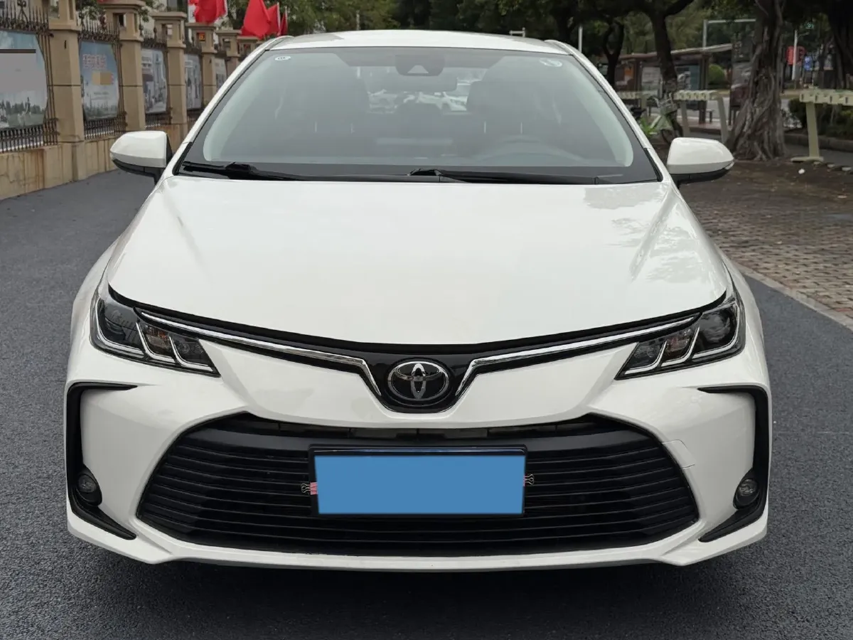 2021 Toyota Corolla 1.2T 116HP L4 CVT,autocango,china used car exporter,china ev exporter,chinese used car exporter,chinese used ev exporter